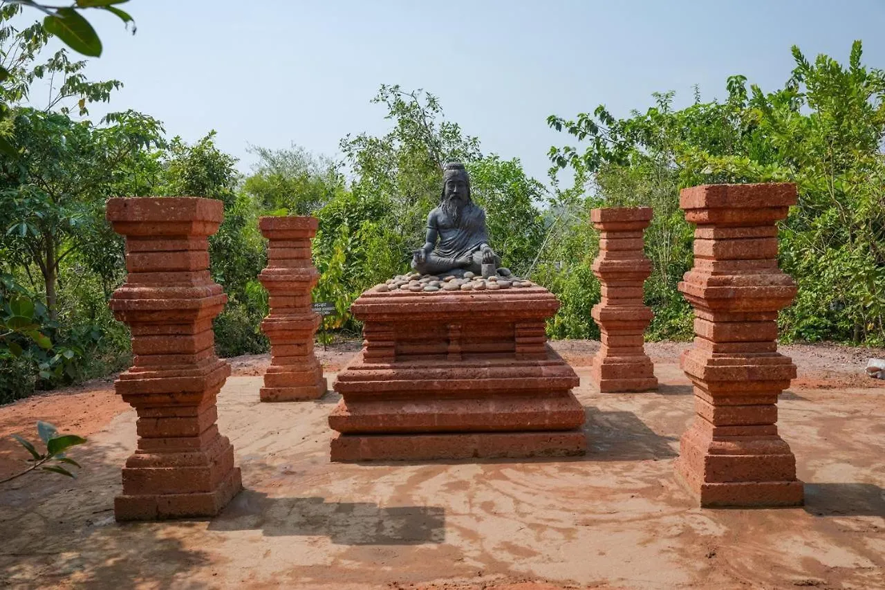 Bhavani Sarvashala Ayurveda And Yoga Retreat Tullipurmbu India